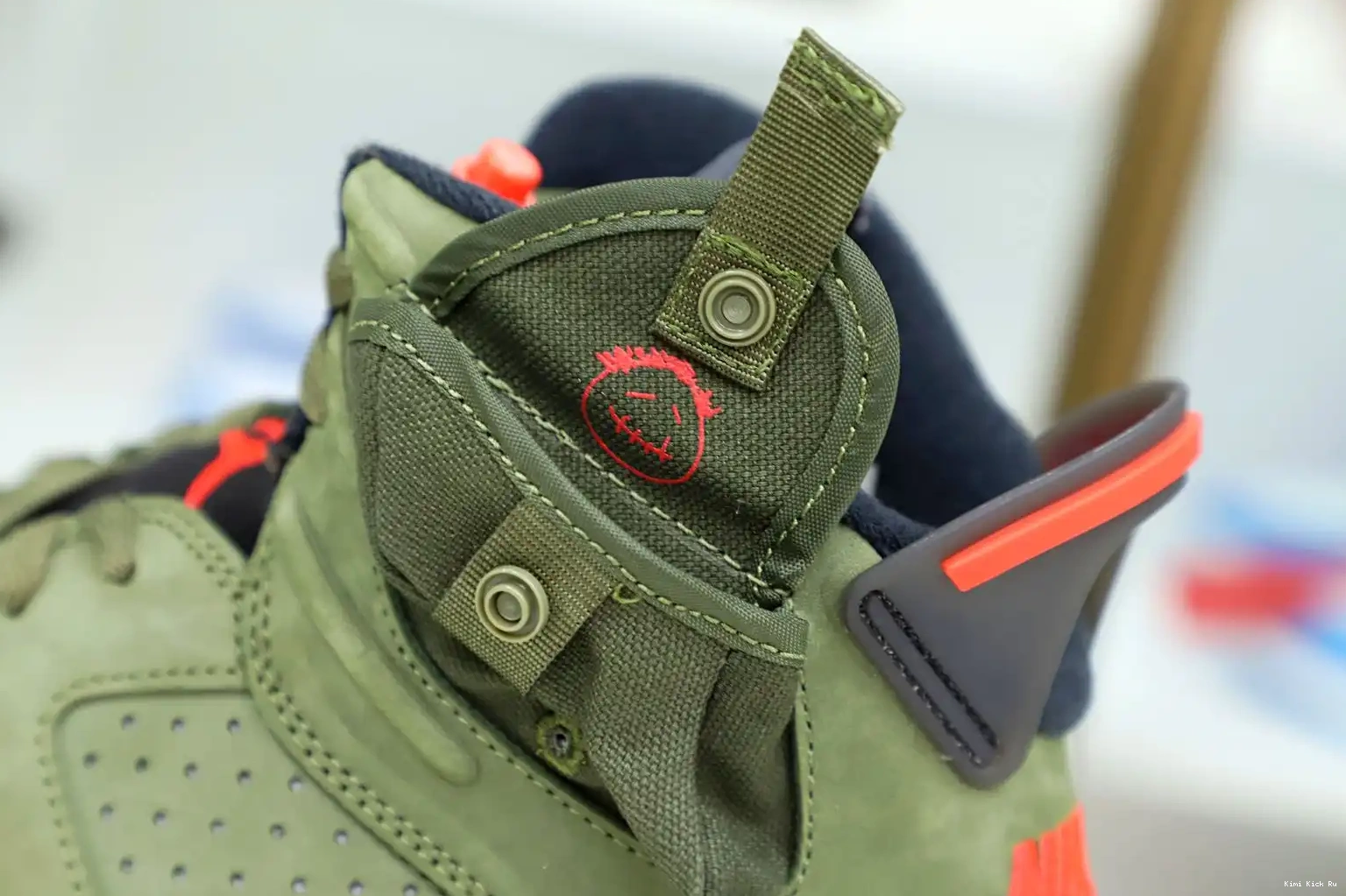 Kimikick AIR RETRO 'OLIVE' 6 SCOTT JORDAN TRAVIS X 0815